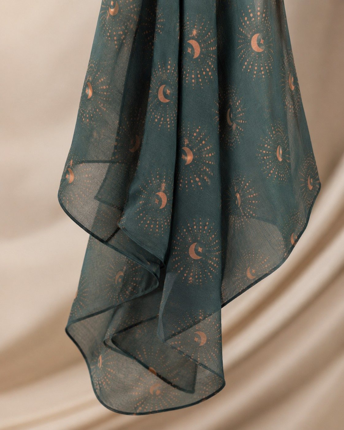 30s Print Modal Crescent Moon & Star Hijab wholesale manufacturer China detail